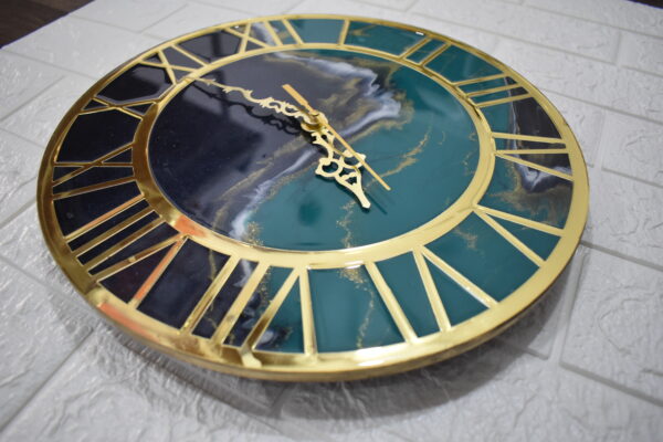 Luxury Resin Wall Clock